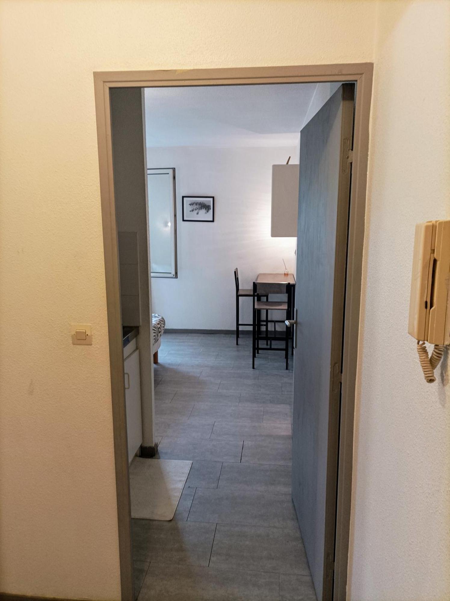 Apartment Near Center Montpellier Luaran gambar